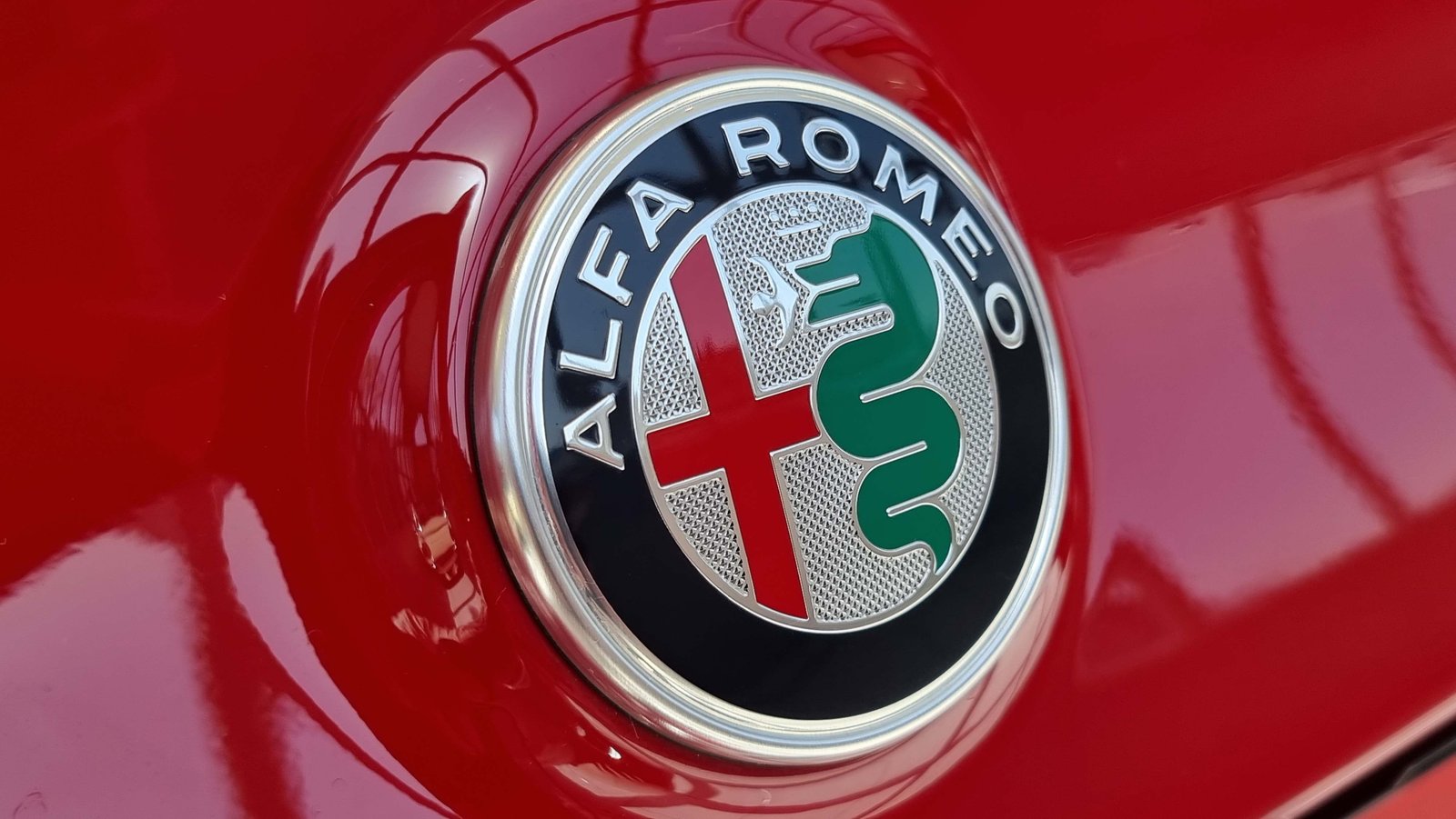 ALFA ROMEO Giulia 2.0 Q4 Competizione Sky