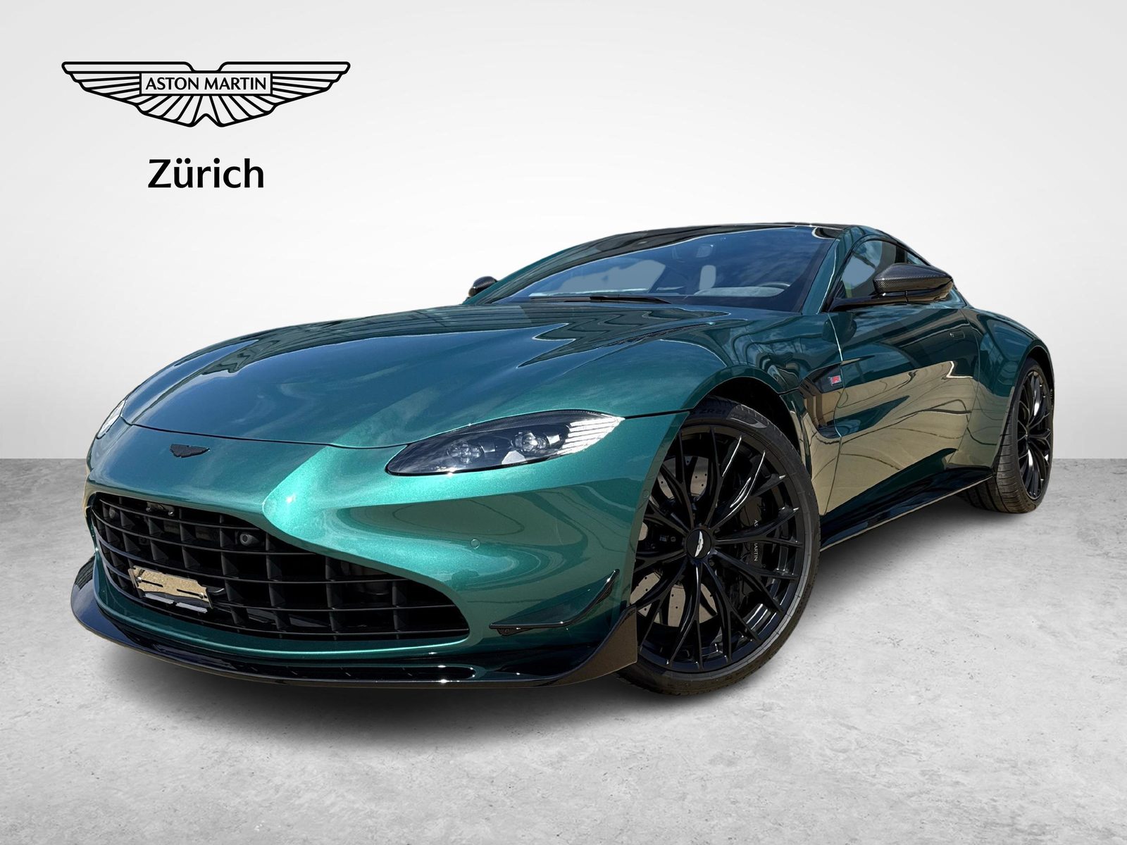 Brukt Aston Martin V8 Vantage 