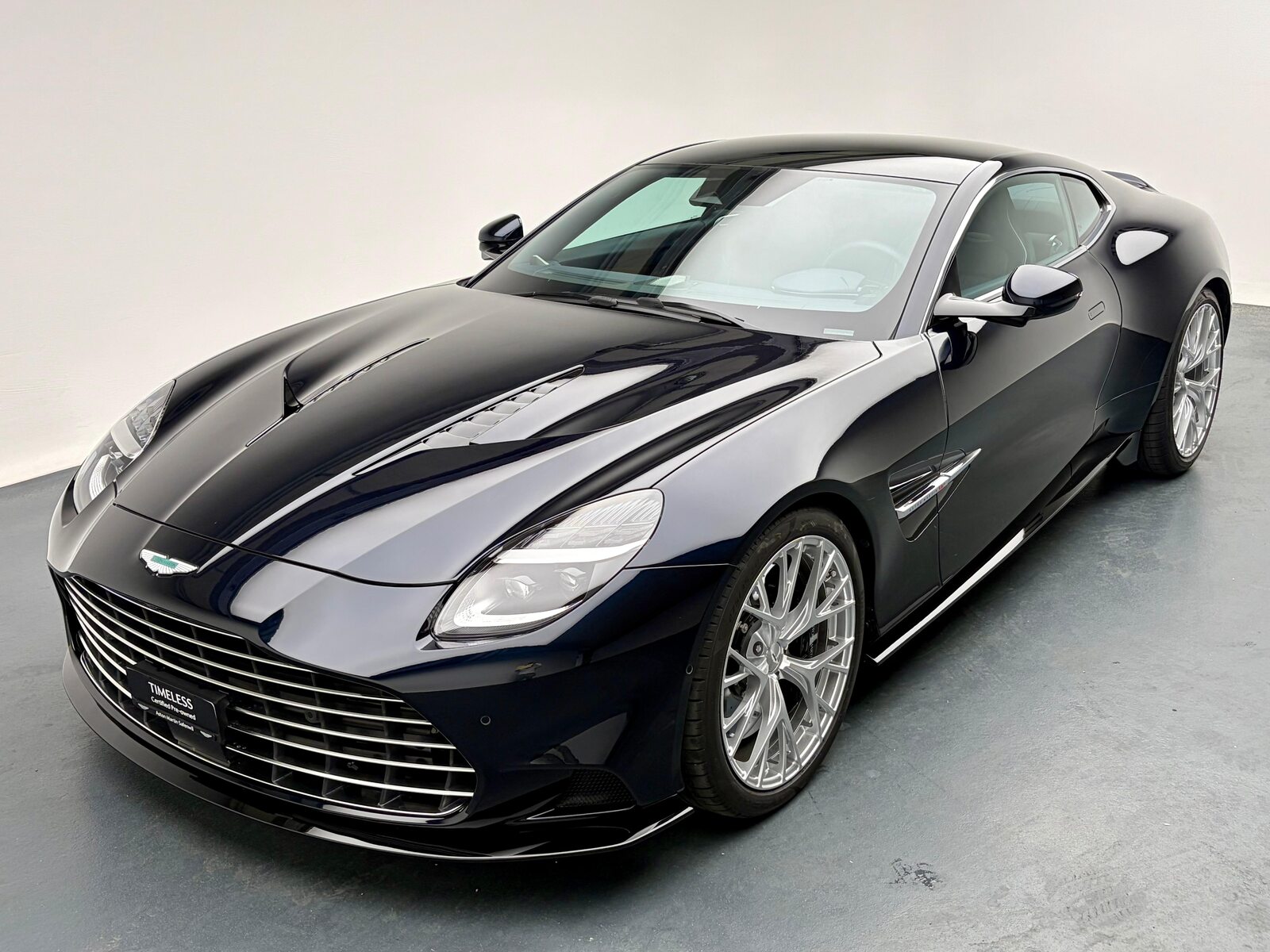 Aston Martin Vanquish 5.2 V12 Bi-Turbo