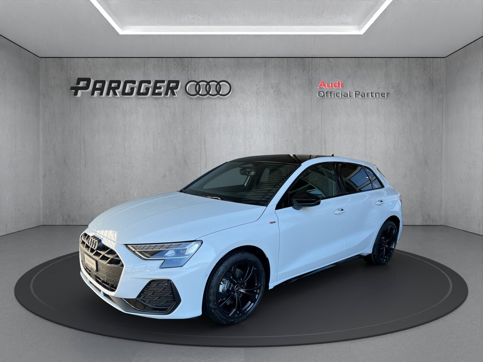 AUDI A3 Sportback TFSI 110 kW S line Attraction