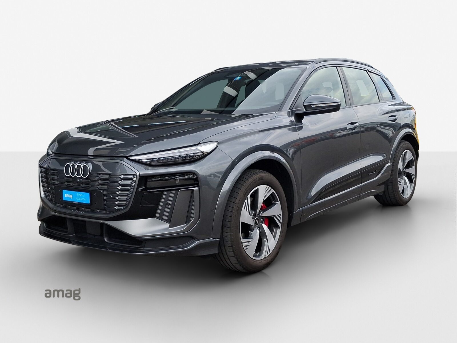 Audi Q6 SUV e-tron quattro