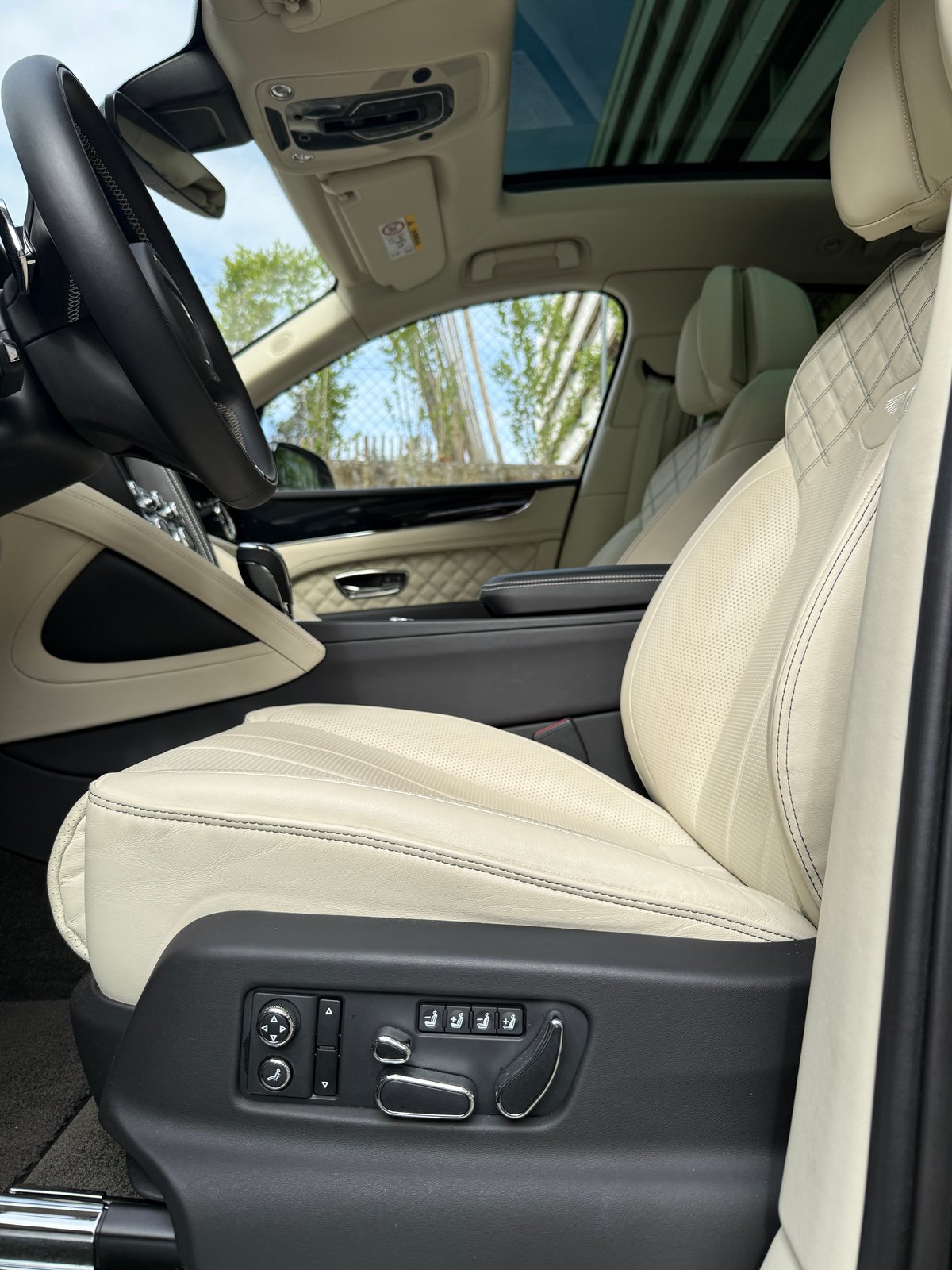 2021 Bentley Bentayga