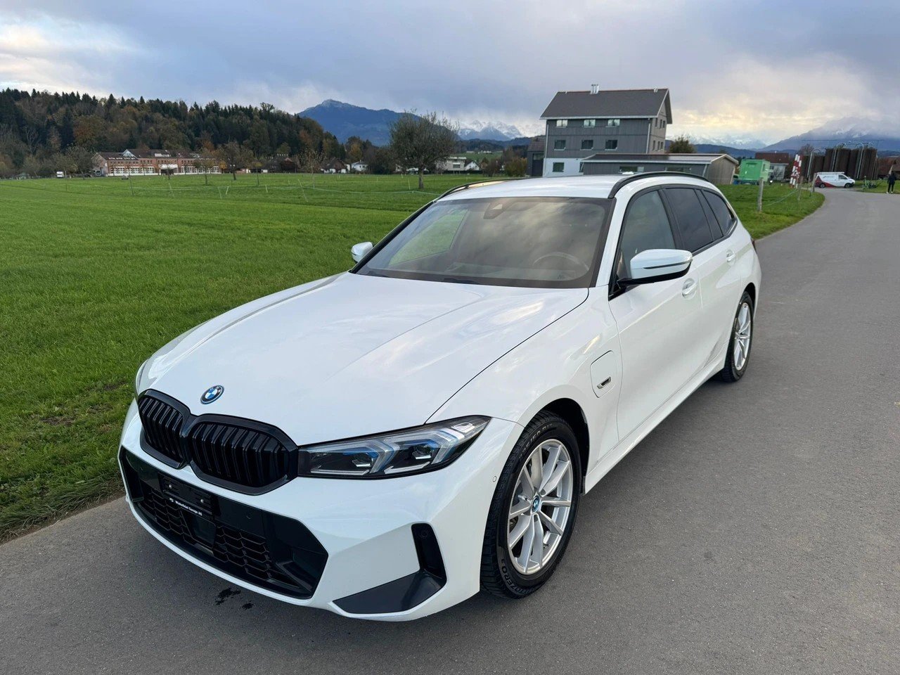 Brukt Bmw 3 Series 330e