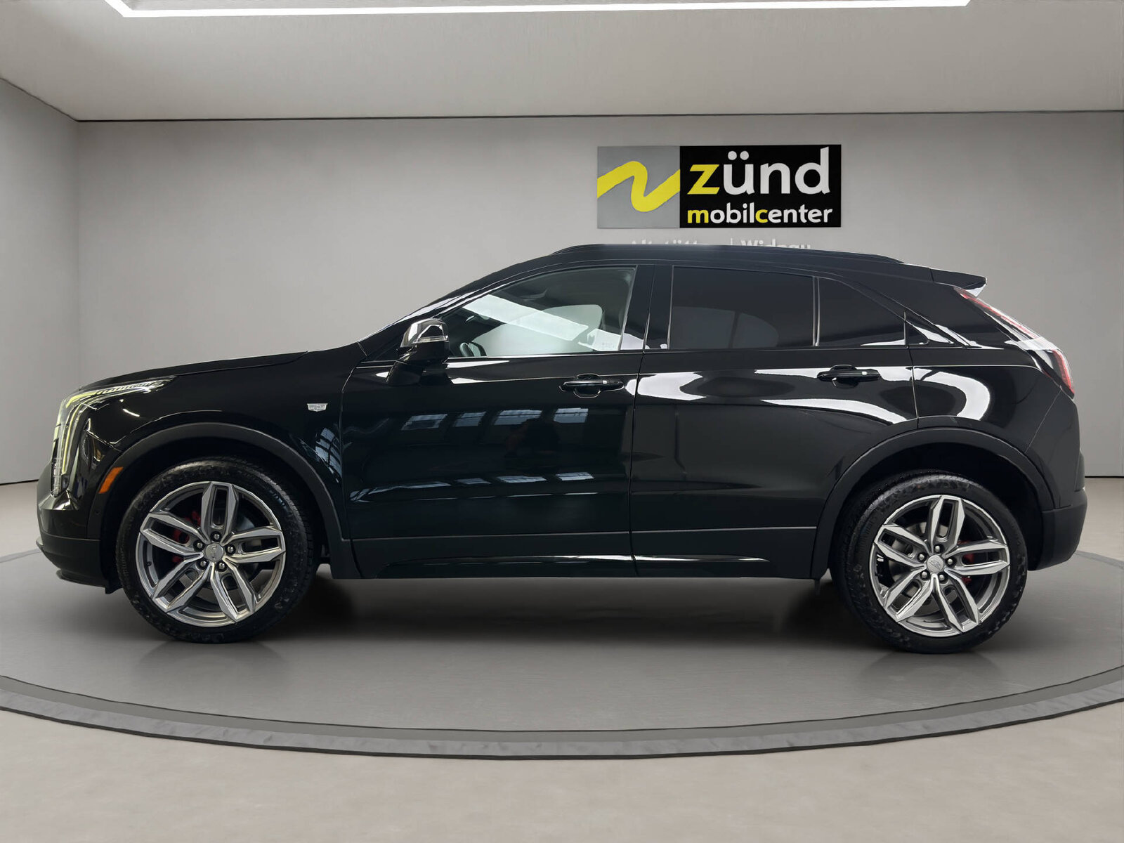 CADILLAC XT4 2.0 T Sport AWD