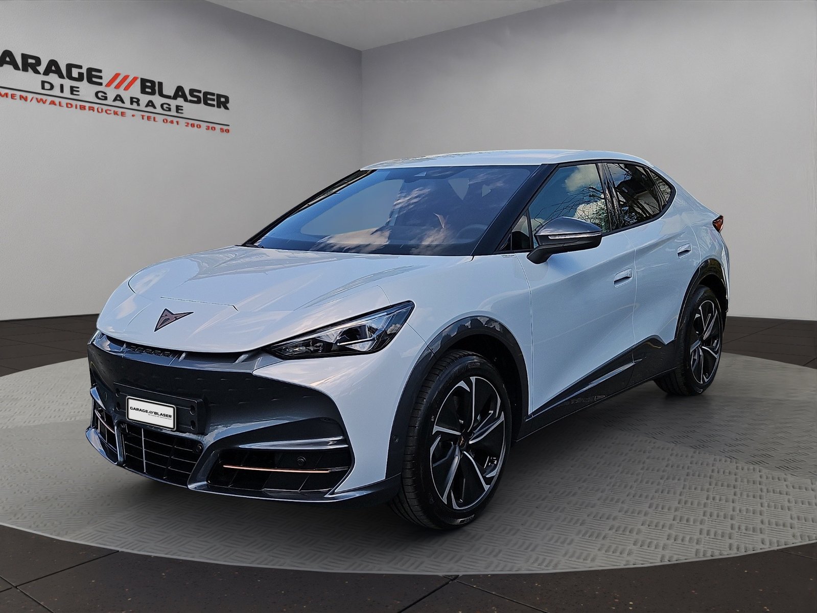 CUPRA Tavascan 77 kWh Edge 4D