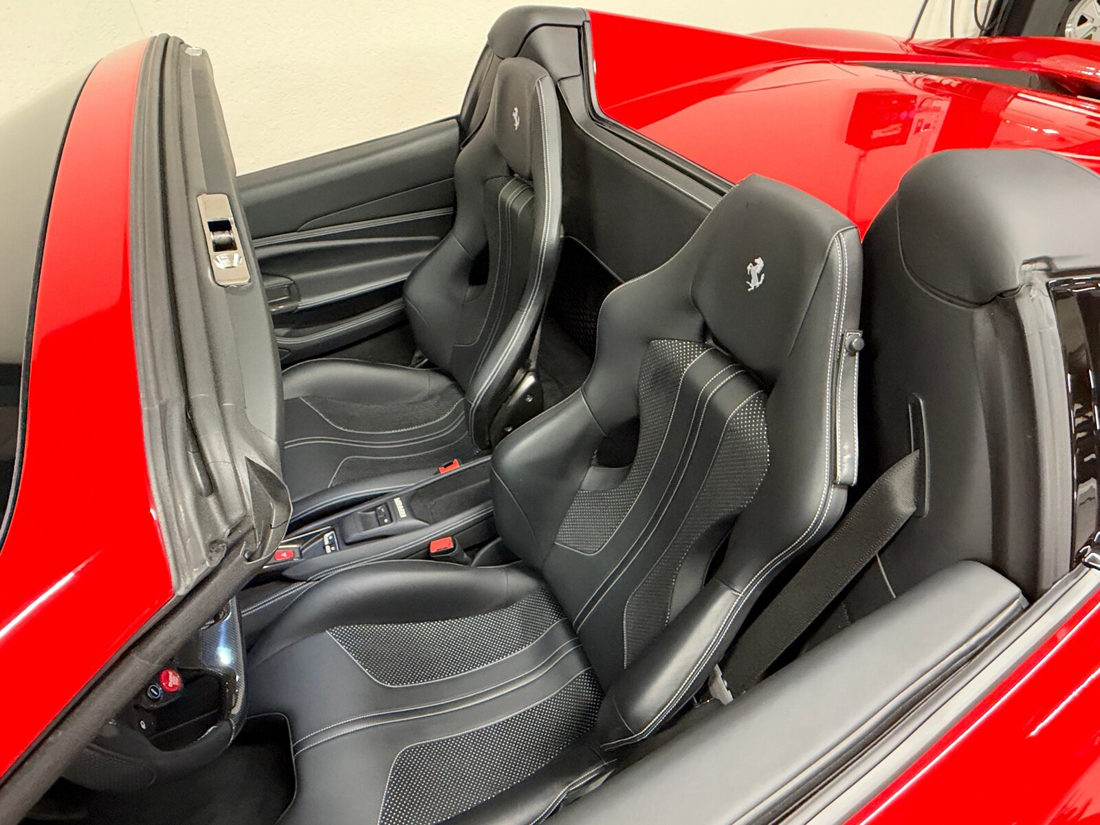 2021 Ferrari F8
