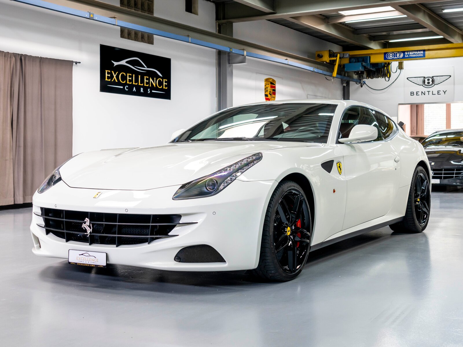 Ferrari FF