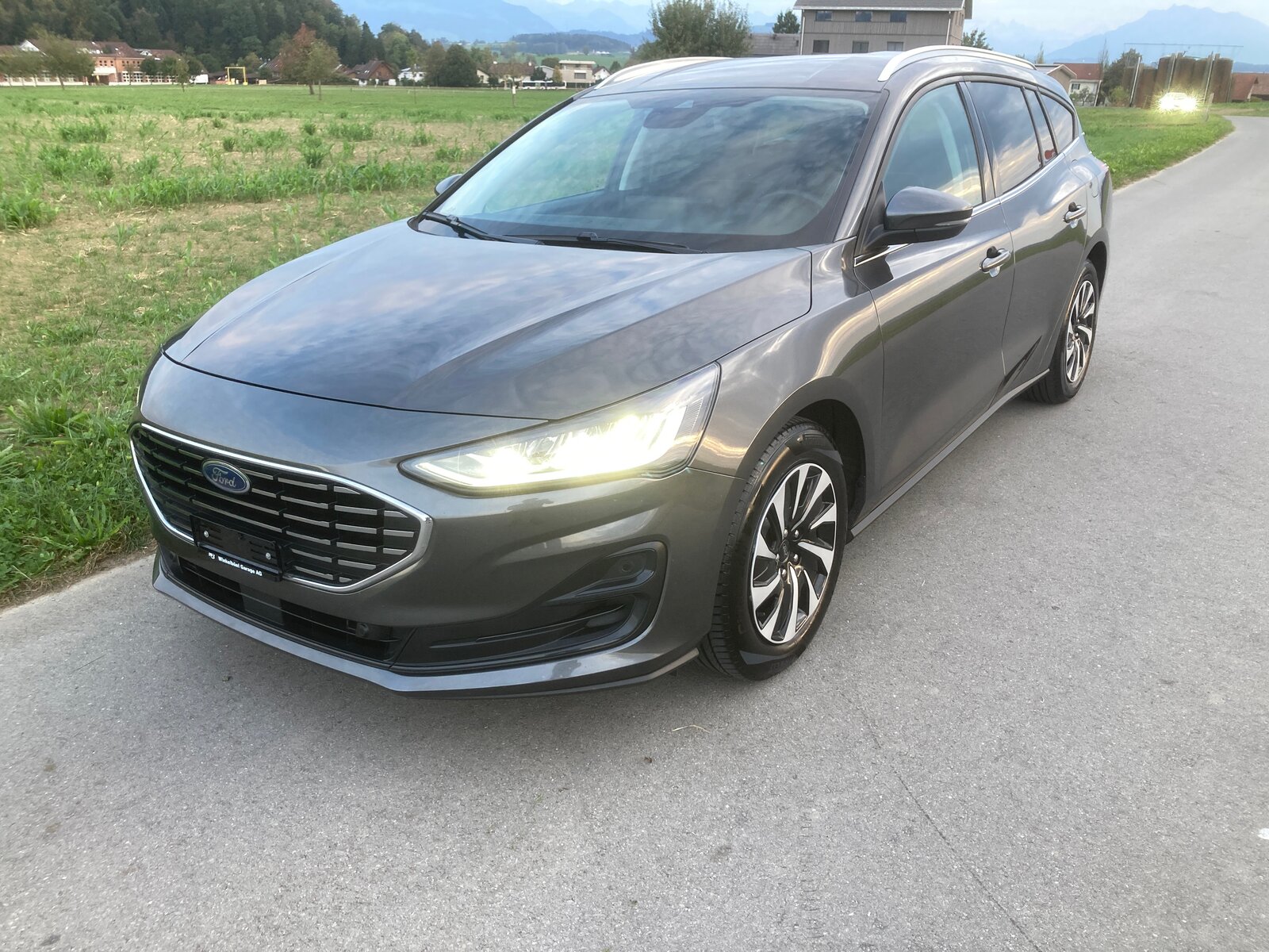 FORD Focus 1.0 MHEV Titanium X Automat