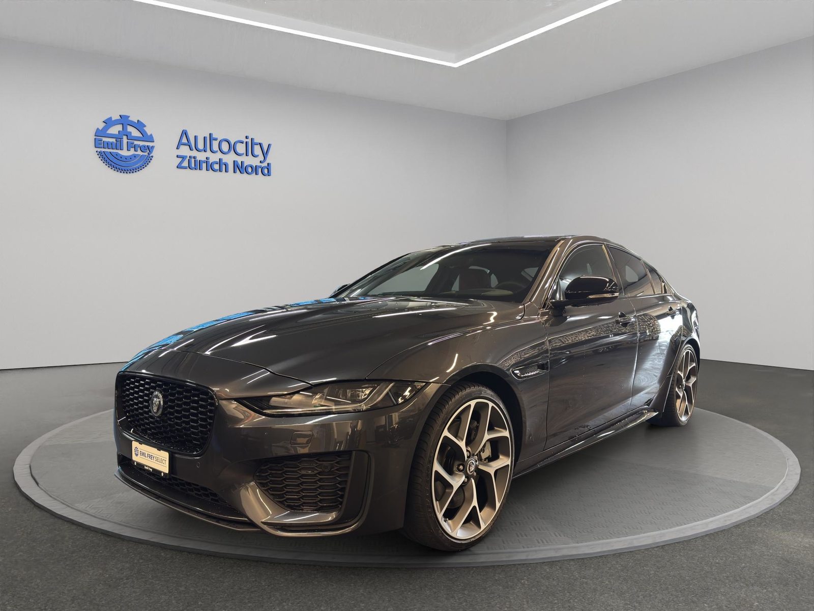 Brukt Jaguar Xe 