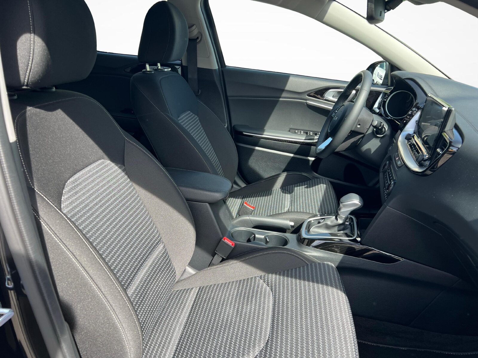 2025 KIA Ceed