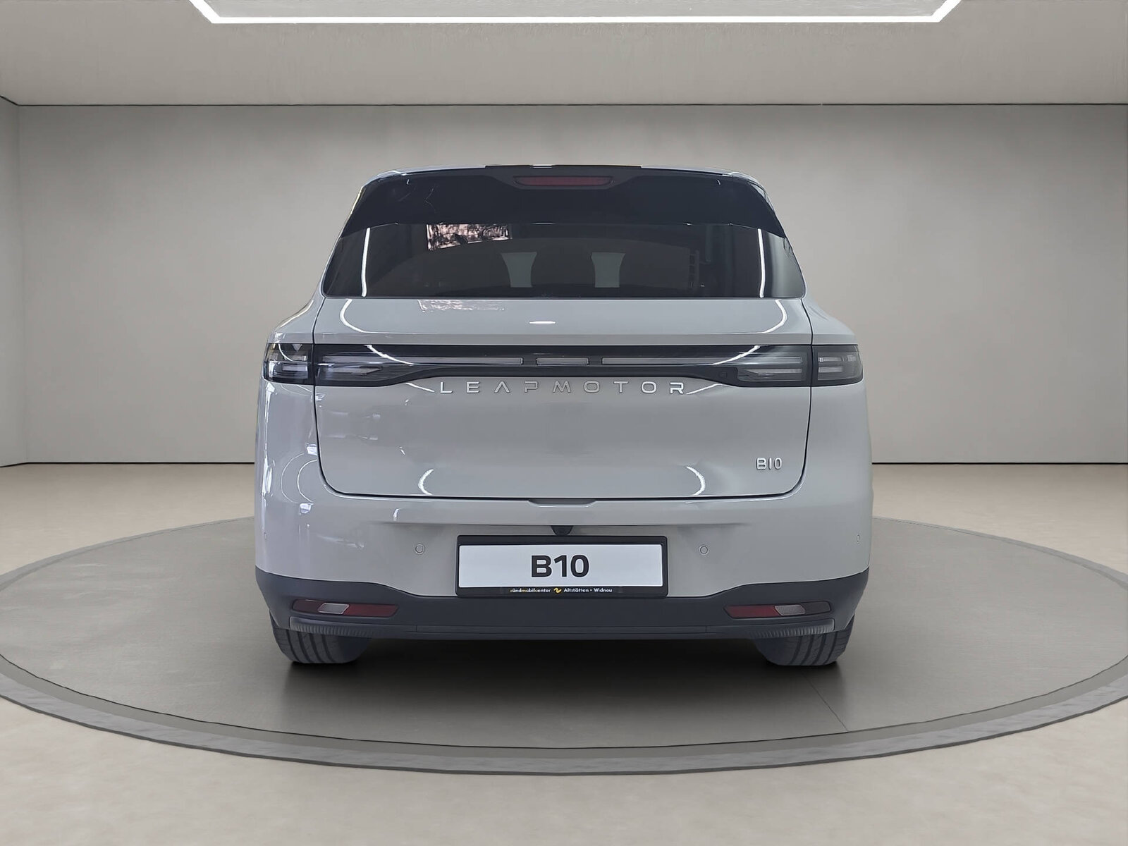 LEAPMOTOR B10 1.5 Hybrid EV
