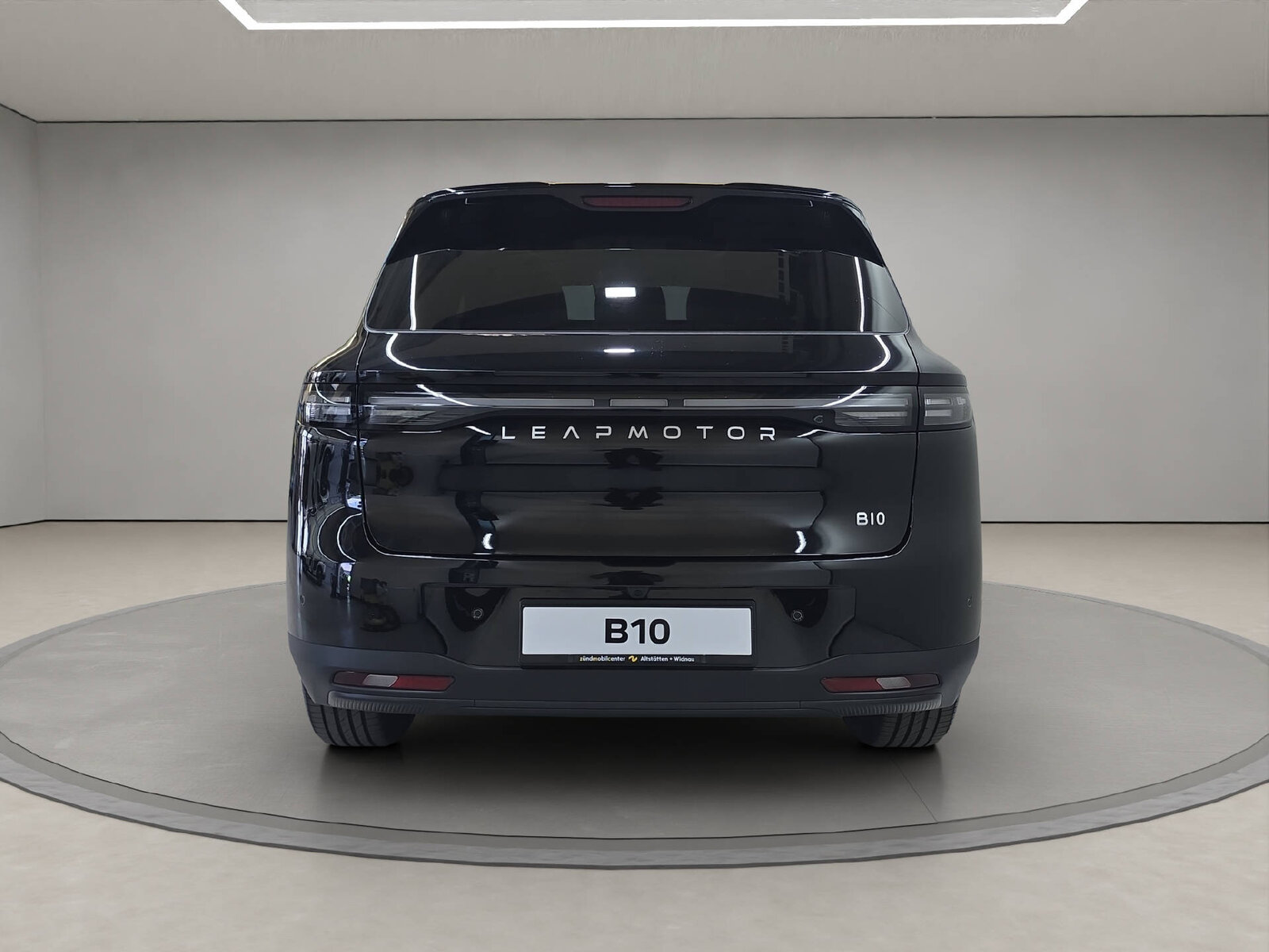 LEAPMOTOR B10 1.5 Hybrid EV