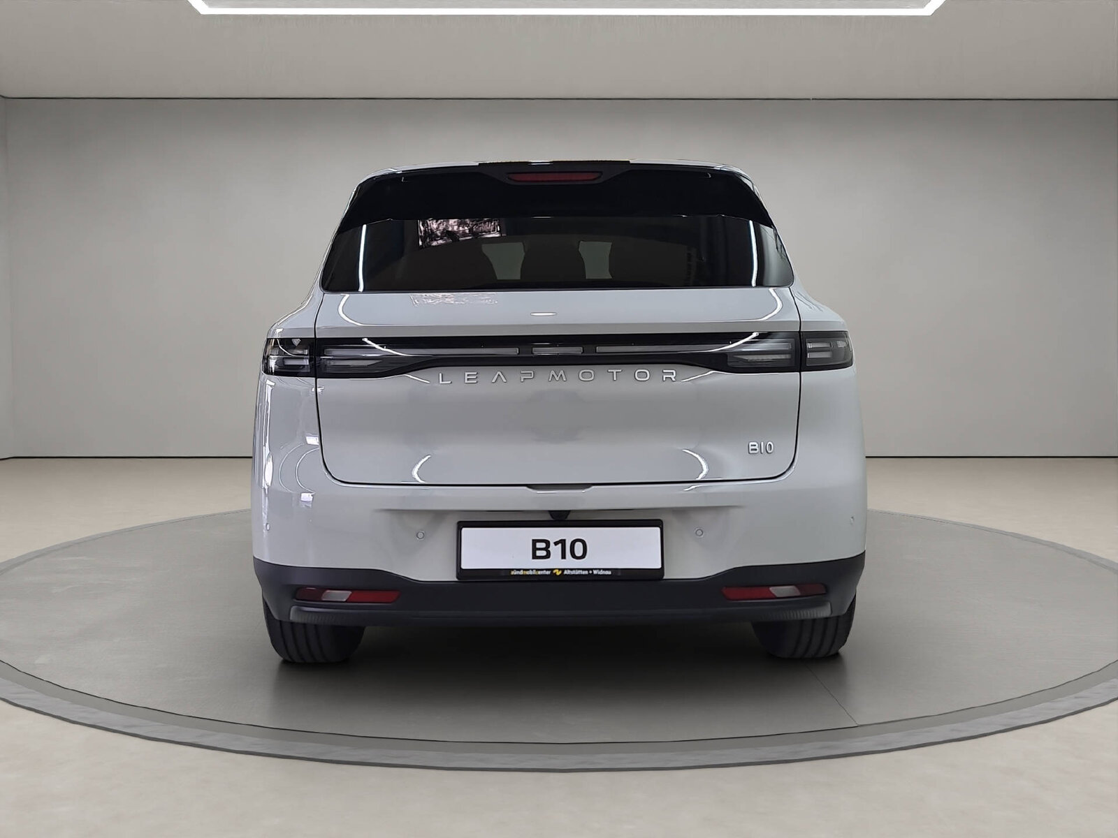 LEAPMOTOR B10 1.5 Hybrid EV