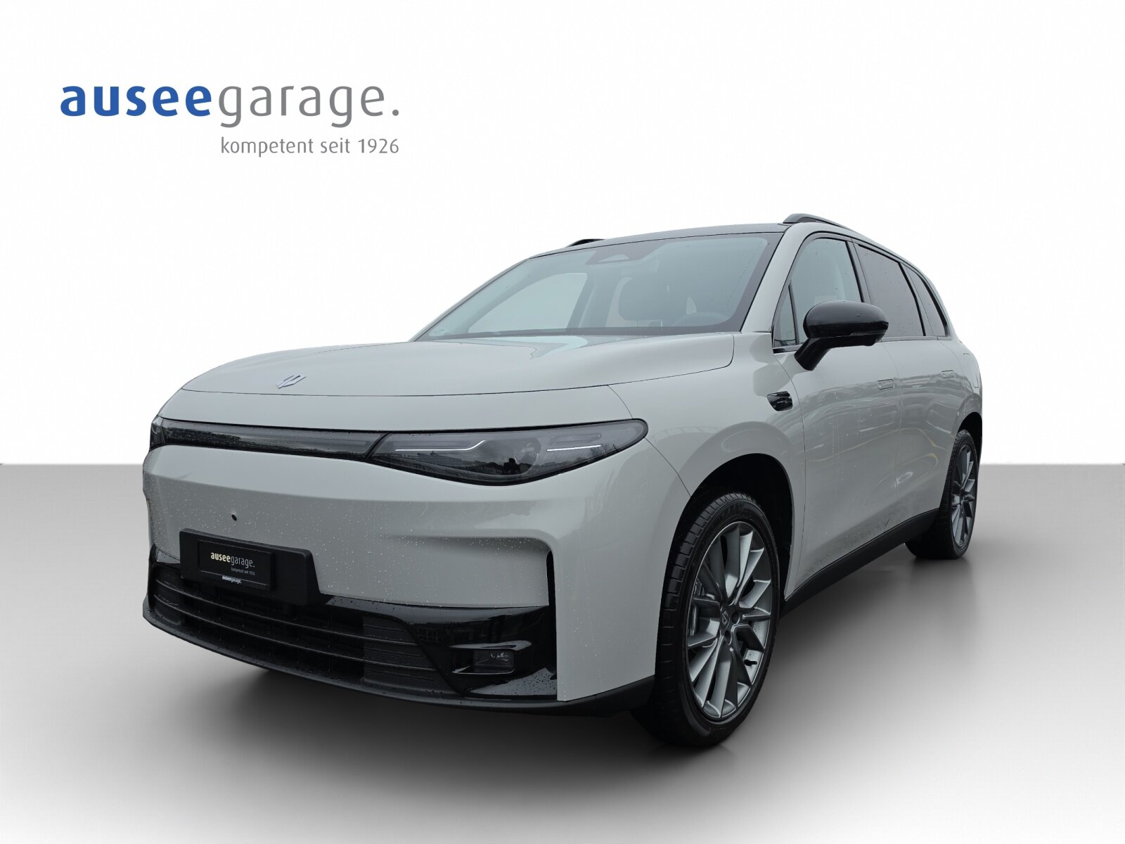 LEAPMOTOR C10 EV AWD