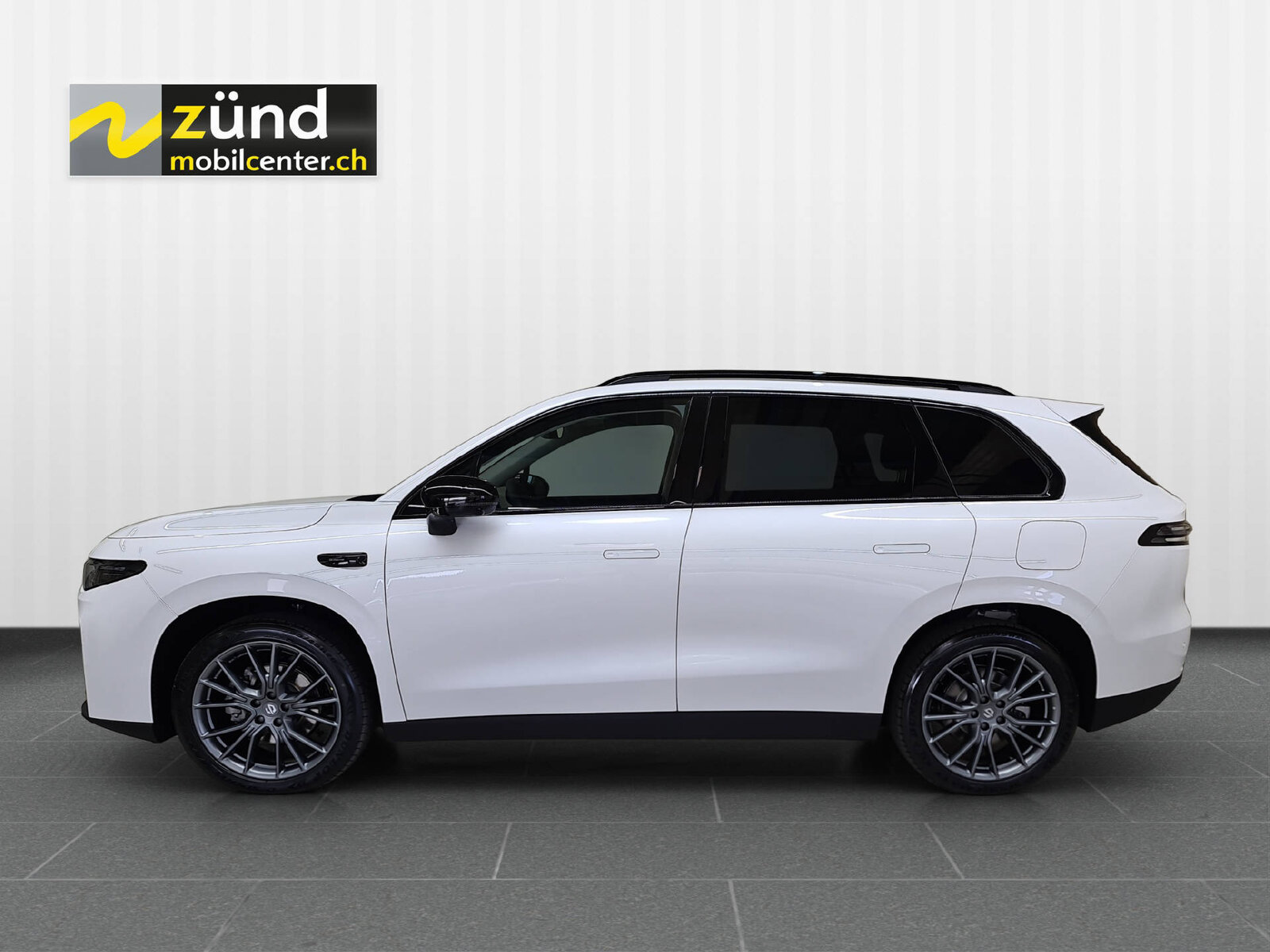 LEAPMOTOR C10 EV AWD 598 PS