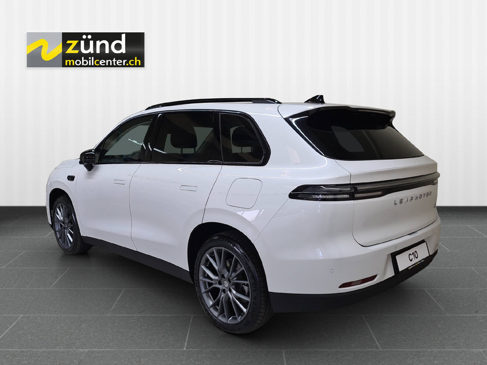 LEAPMOTOR C10 EV AWD 598 PS