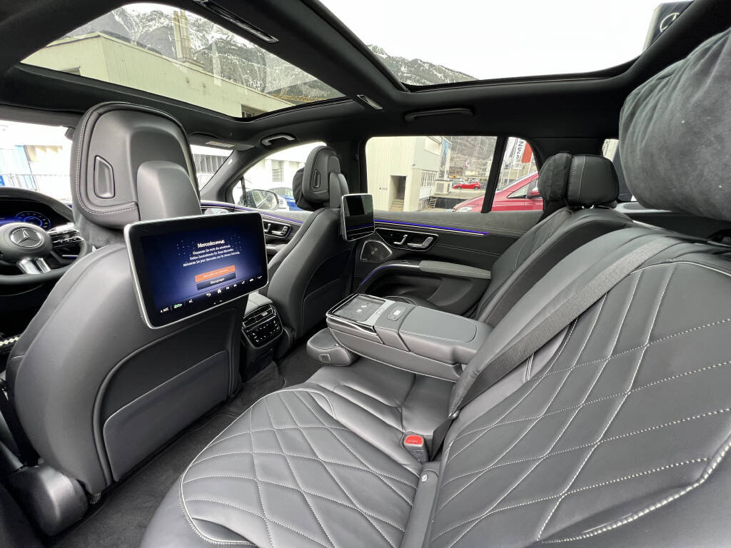 2022 Mercedes Benz Eqs