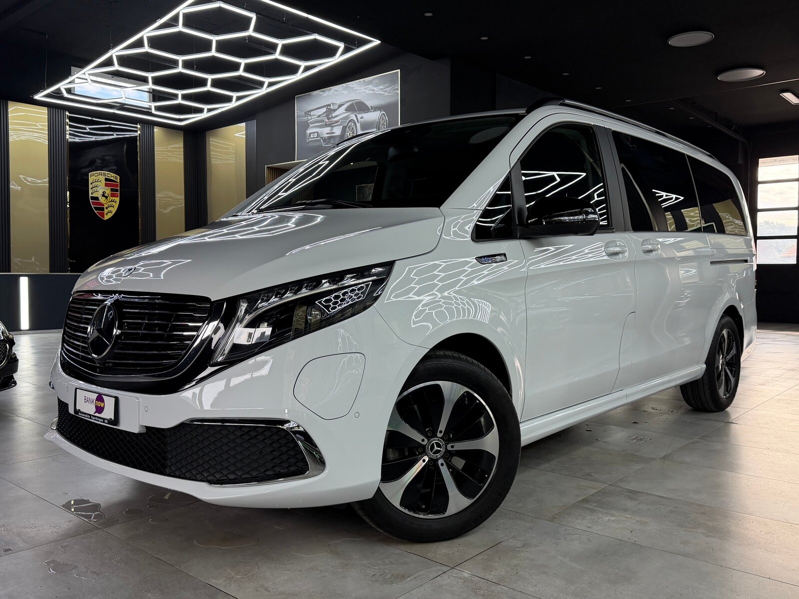 MERCEDES-BENZ EQV 300 lang