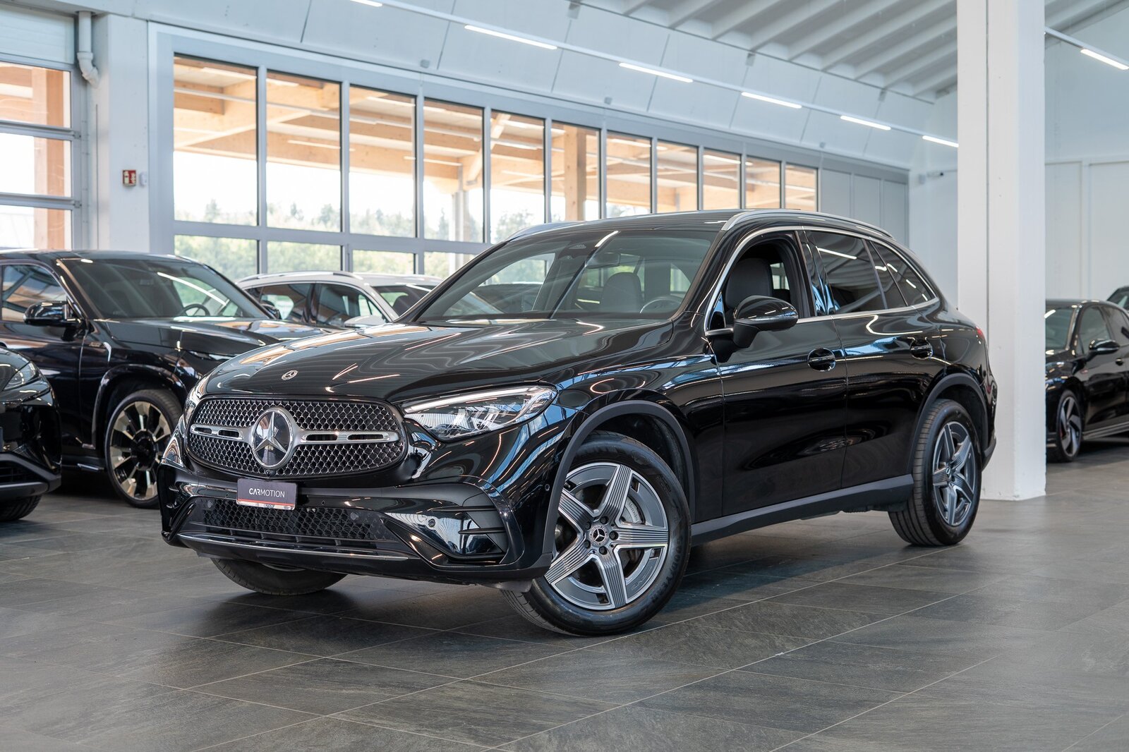 MERCEDES-BENZ GLC 220 d AMG Line 4matic / Panorama-Schiebedach / Ambiente