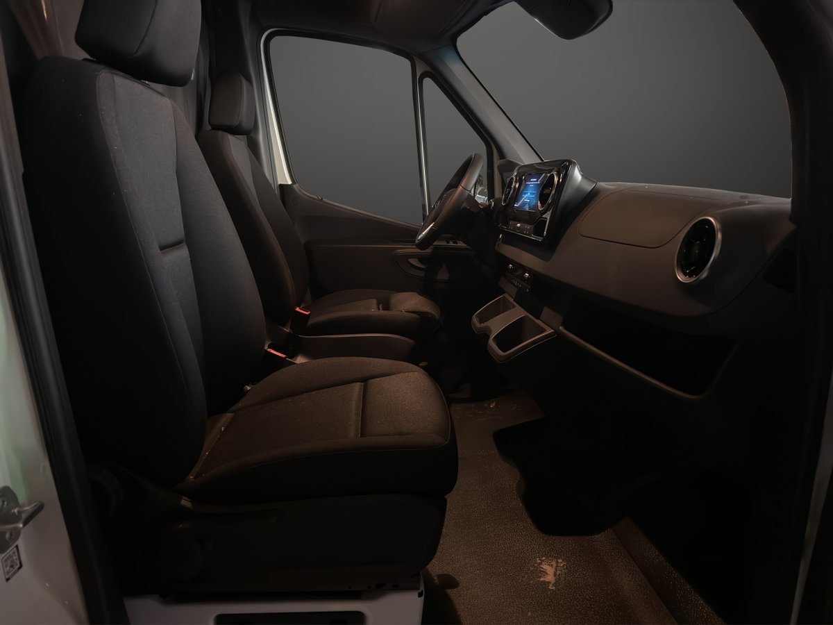 2022 Mercedes Benz Sprinter