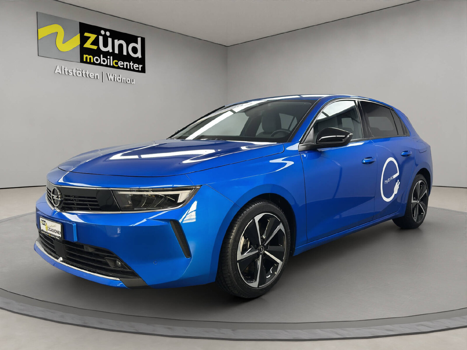 OPEL Astra 1.6 T PHEV 180PS Automat Swiss