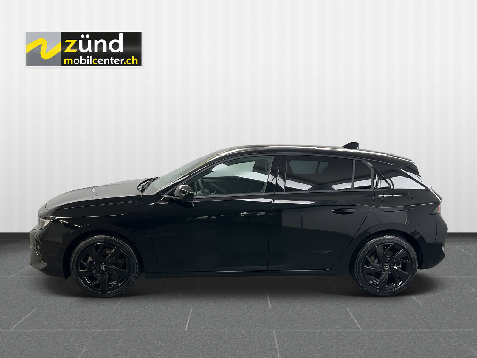 OPEL Astra 1.6 T PHEV 180 Swiss Plus