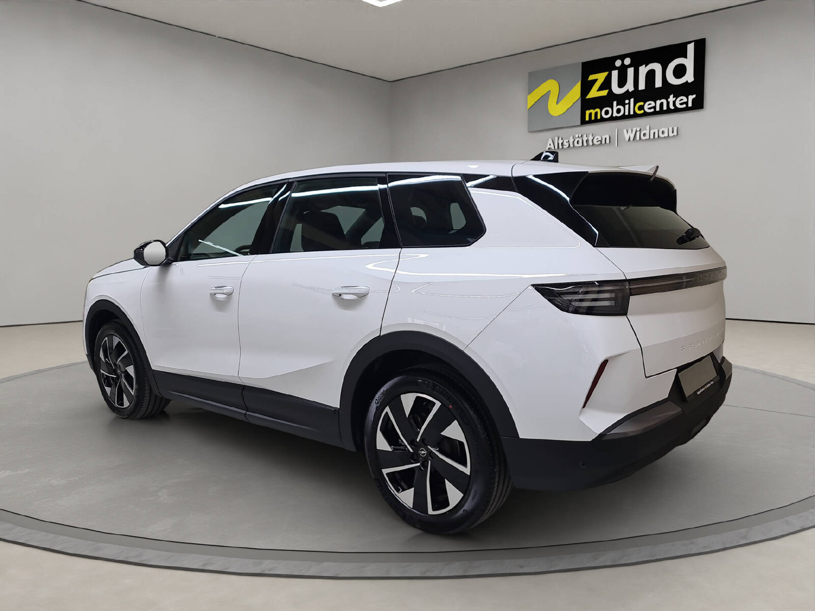 OPEL Grandland 1.2 T MHEV Edition