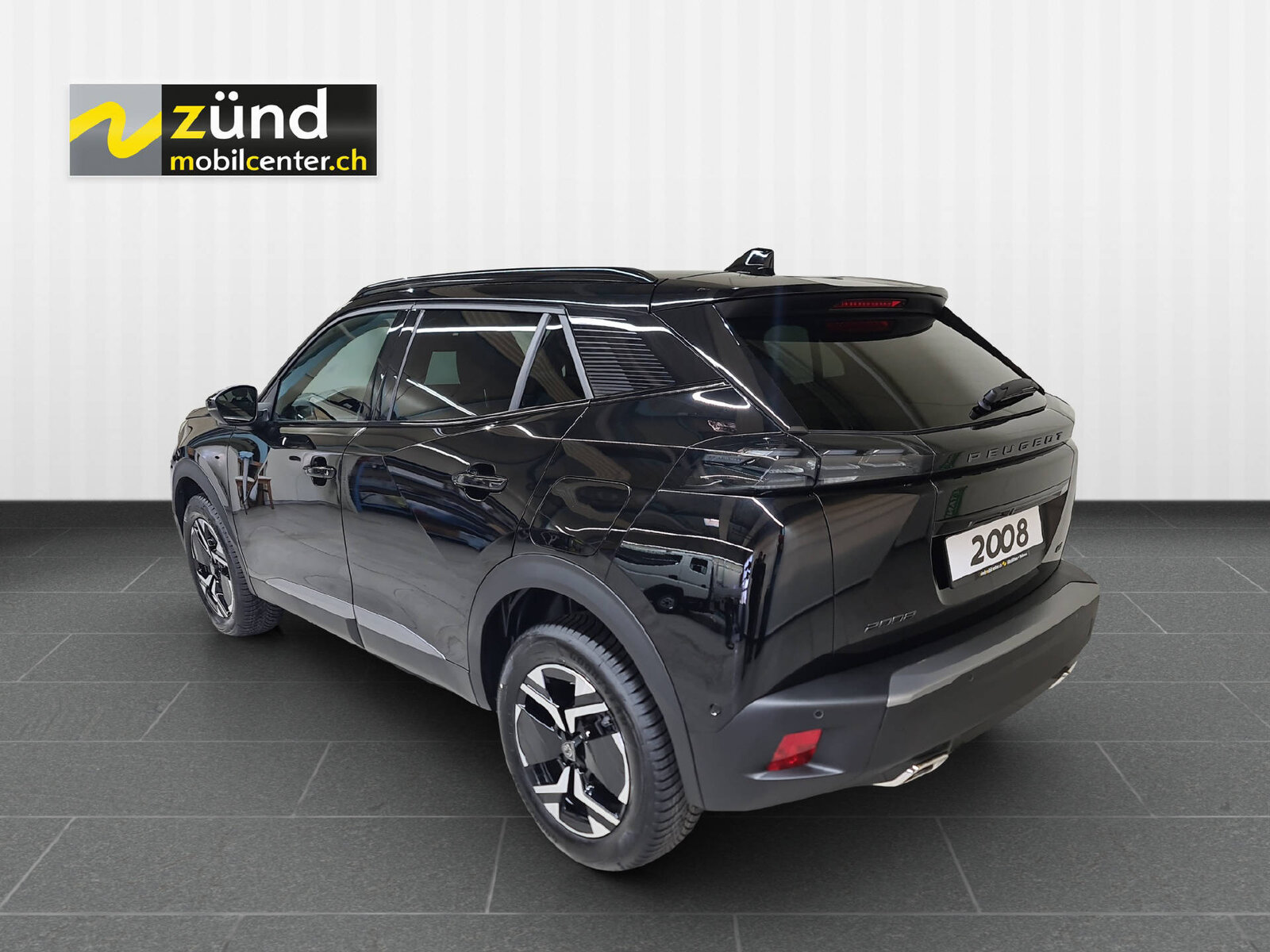 PEUGEOT 2008 1.2 PureTech 130 GT