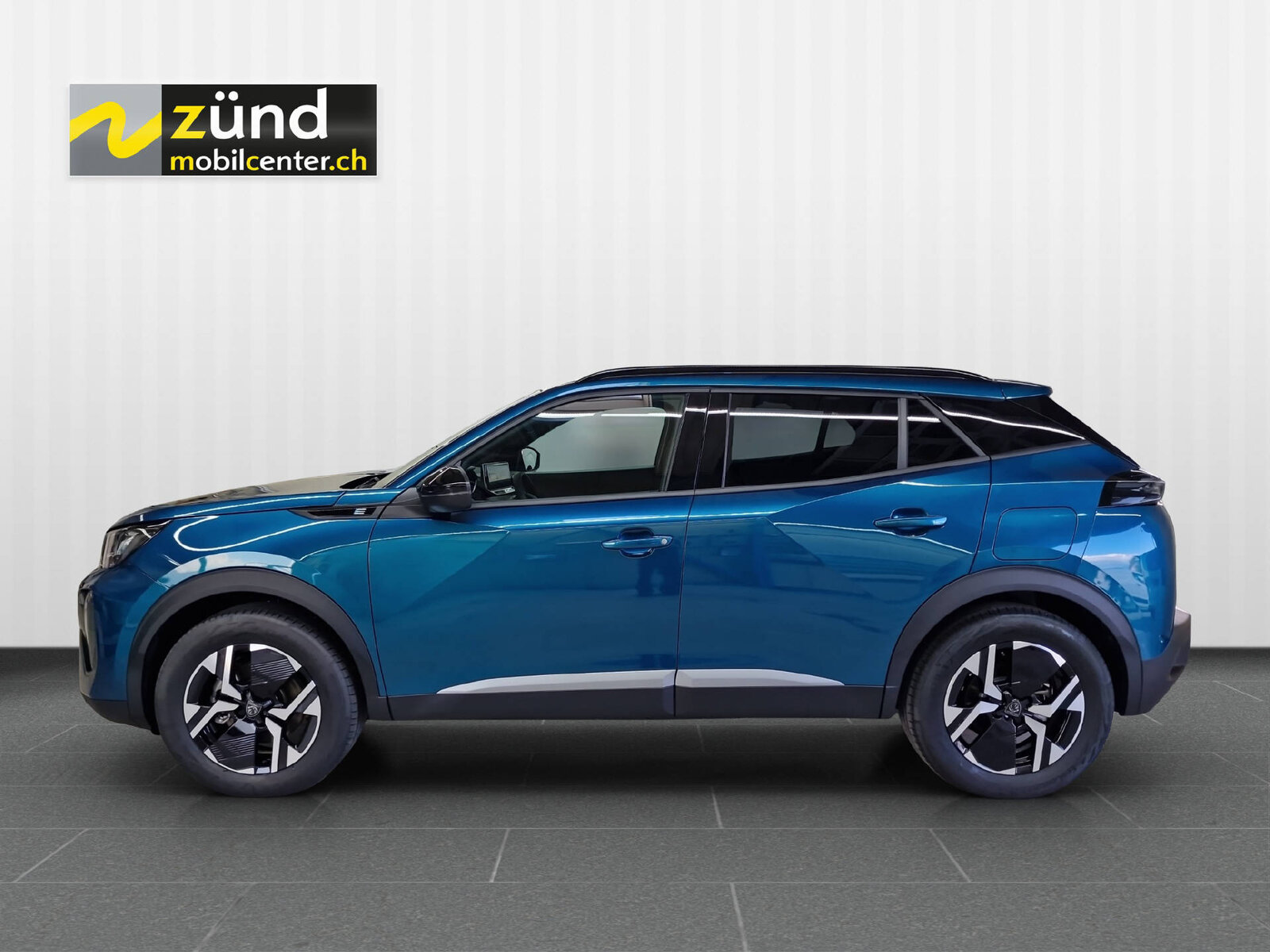 PEUGEOT E-2008 156 Allure