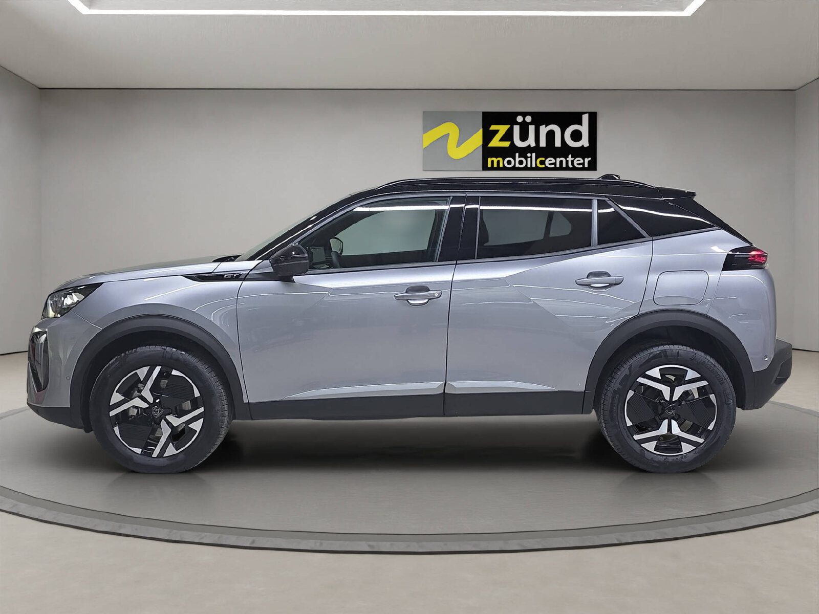 PEUGEOT 2008 1.2 Hybrid 145 GT