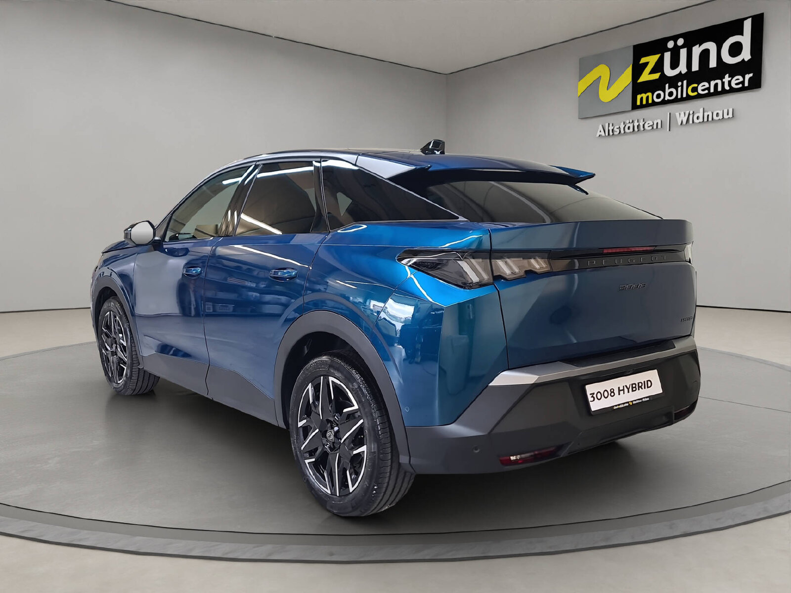 PEUGEOT 3008 1.2 Hybrid Allure Premium