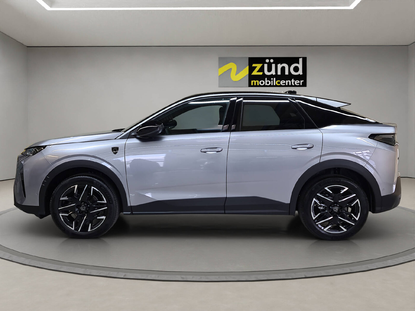 PEUGEOT 3008 1.2 Hybrid GT Exclusive