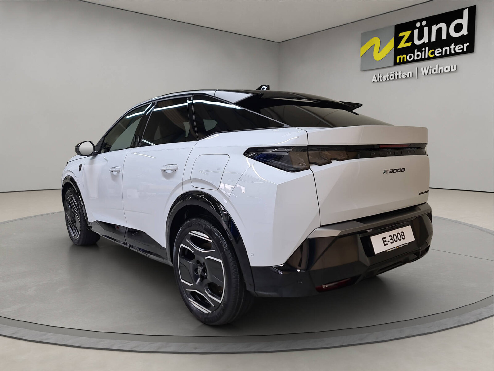 PEUGEOT E-3008 Launch Edition 4x4