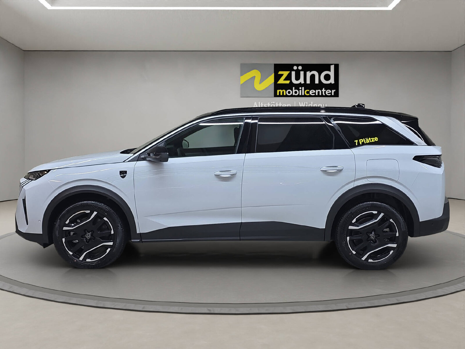 PEUGEOT 5008 1.6 PHEV 225 GT Exclusive