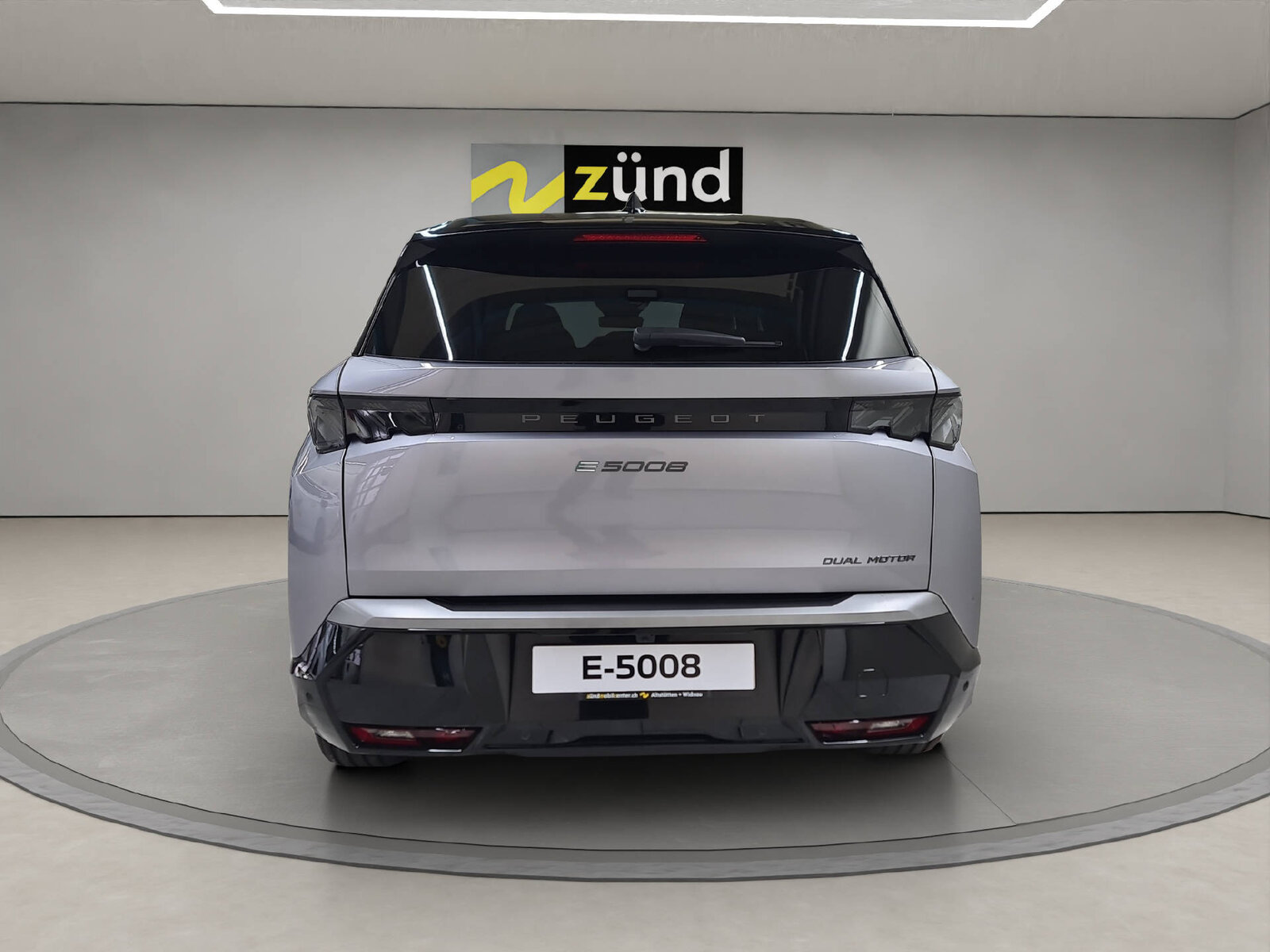 PEUGEOT E-5008 Launch Edition AWD