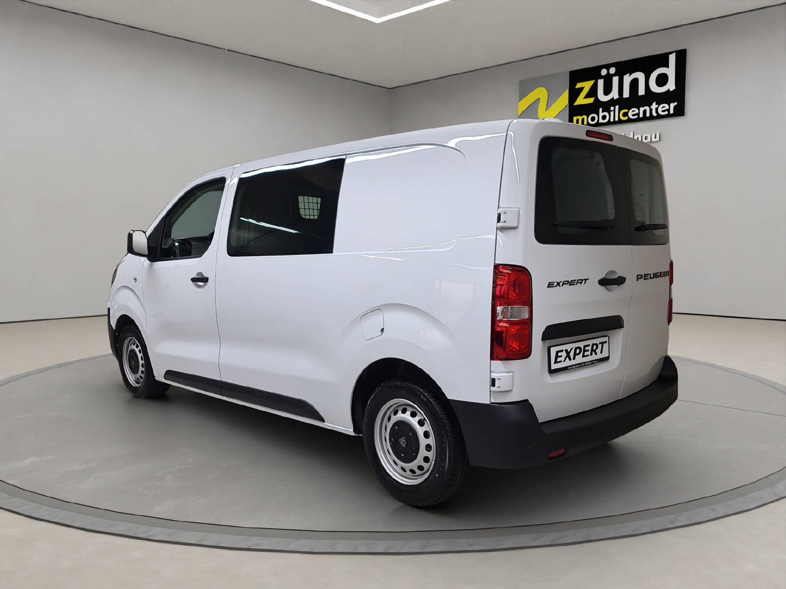 PEUGEOT Expert Kaw. Standard 2.0 BlueHDi 145 S/S