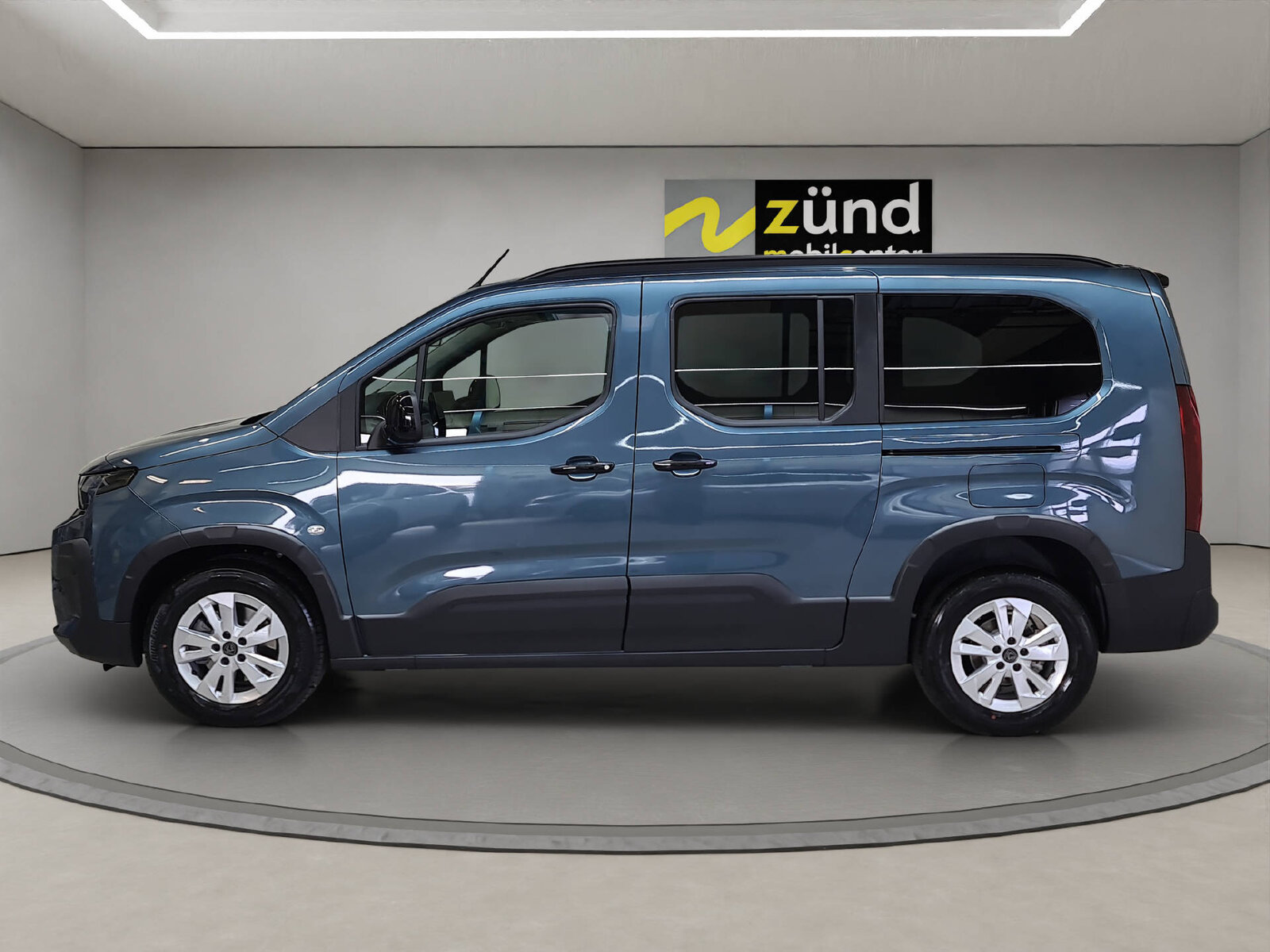 PEUGEOT Rifter Long 1.5 BlueHDi 130 Family Edition