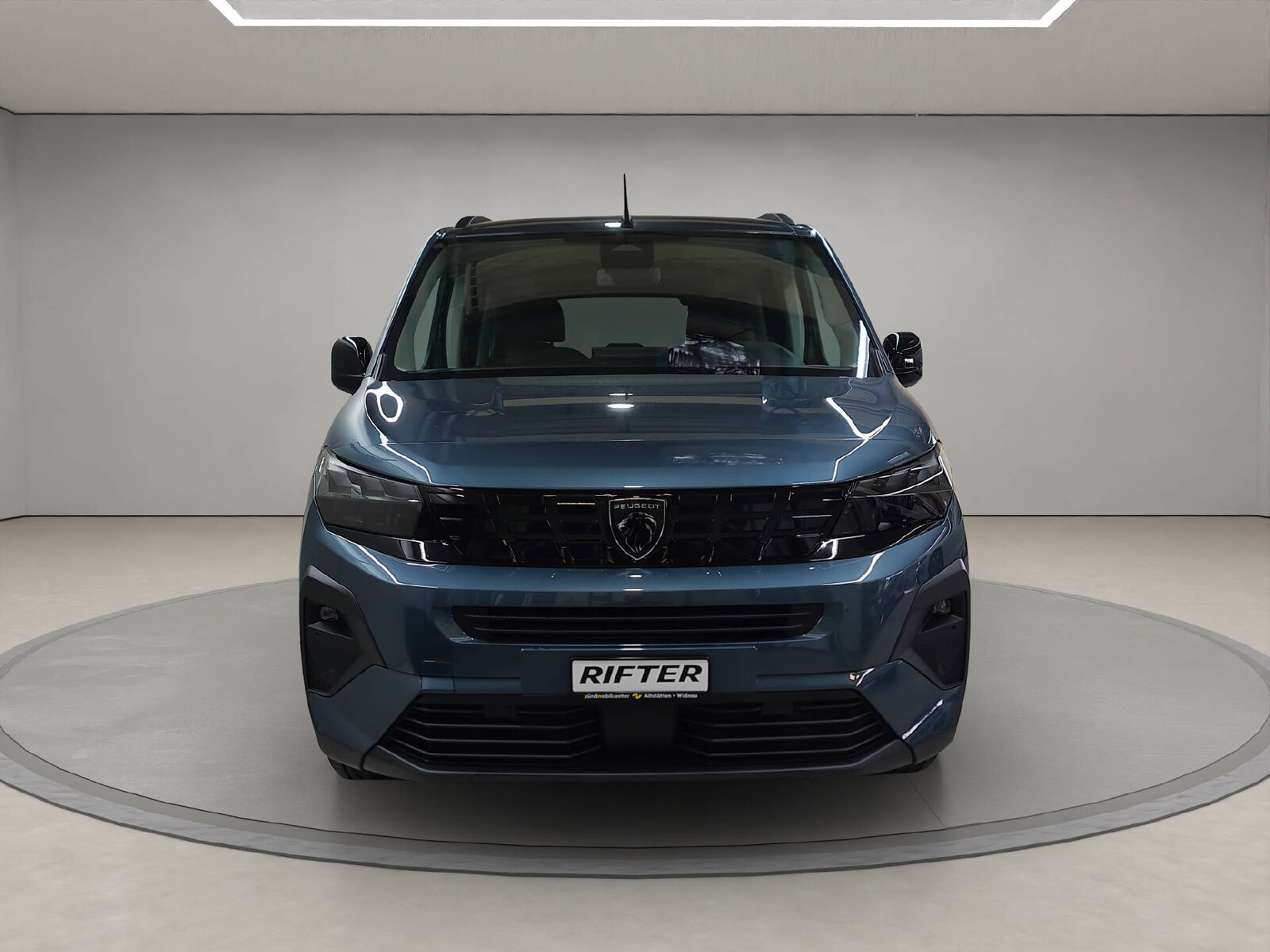 PEUGEOT Rifter Long 1.5 BlueHDi 130 Family Edition