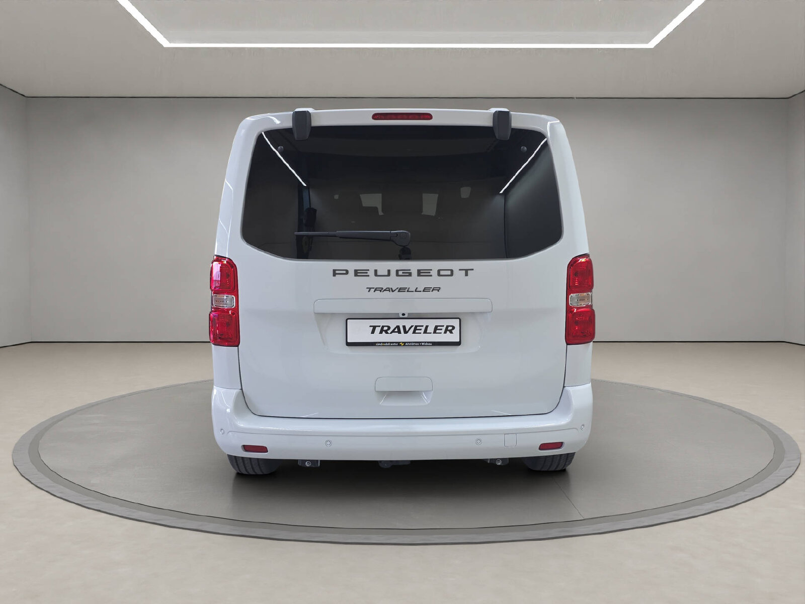 PEUGEOT Traveller Standard 2.2 BlueHDi 180  Family Edition S/S