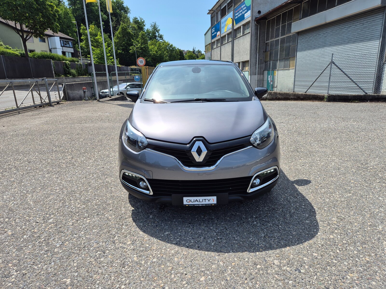 RENAULT Captur 1.2 T 16V Dynamique EDC