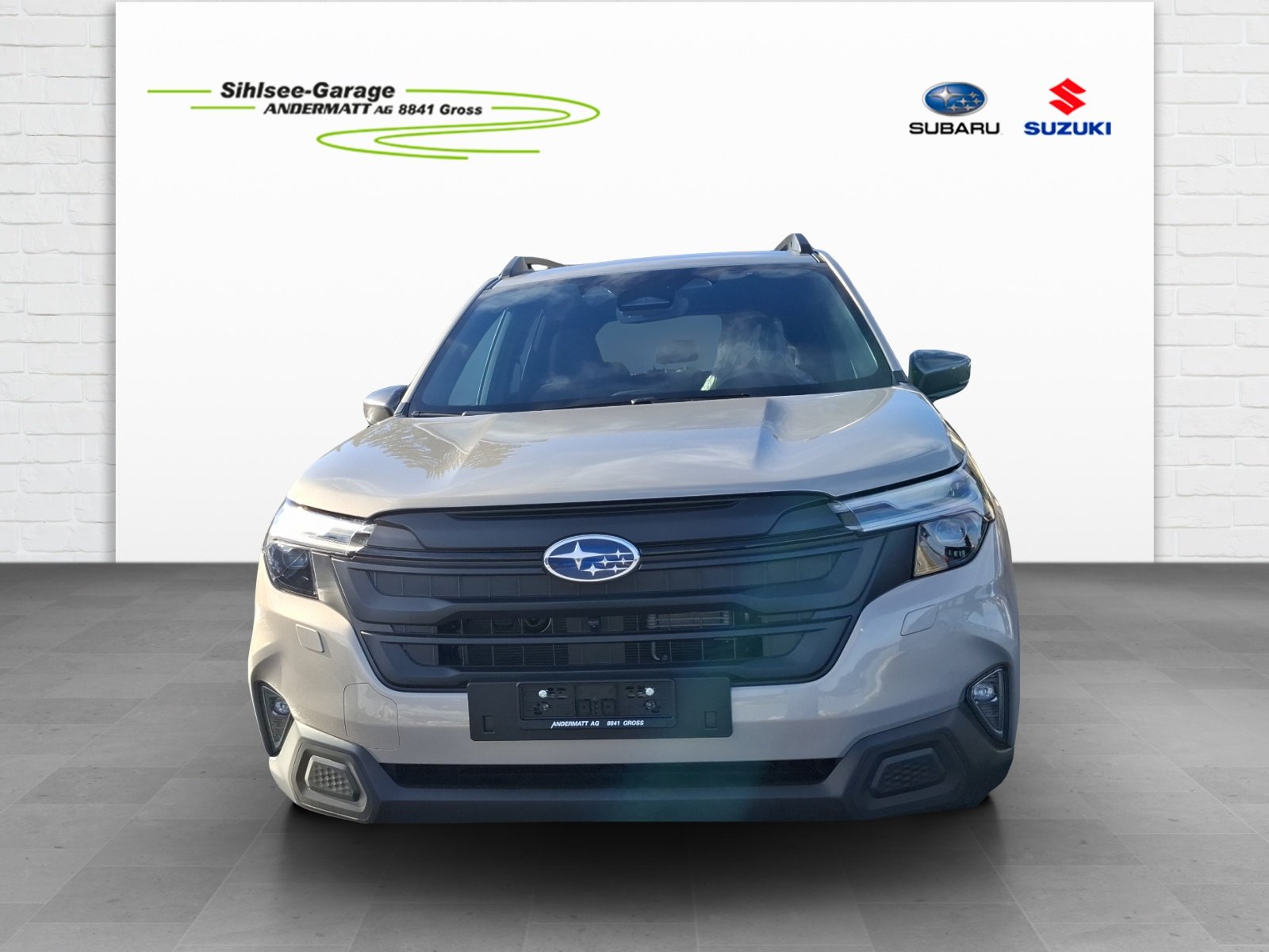 SUBARU Forester Station 2.0i e-Boxer Swiss Plus