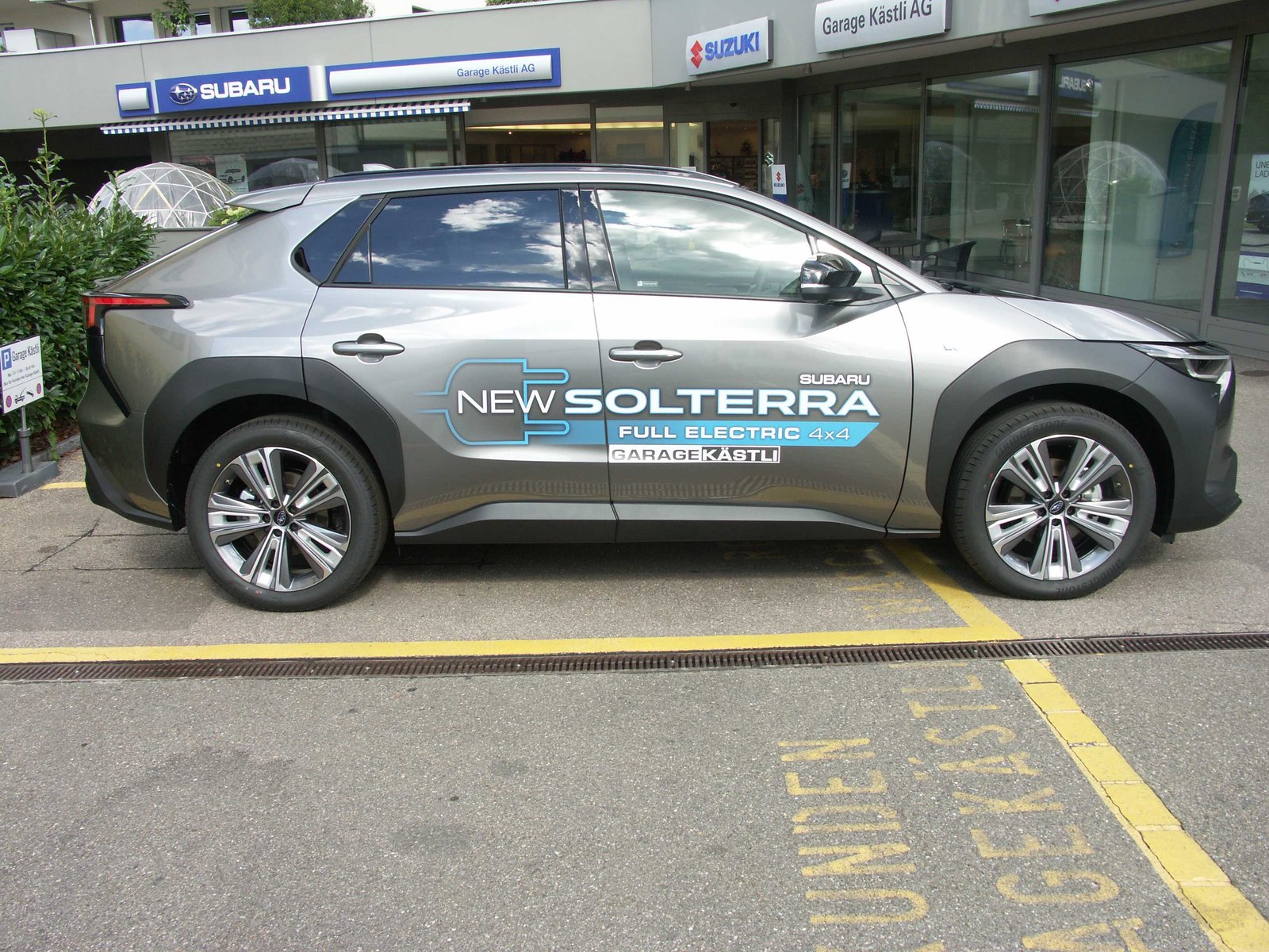 SUBARU Solterra eV Luxury AWD