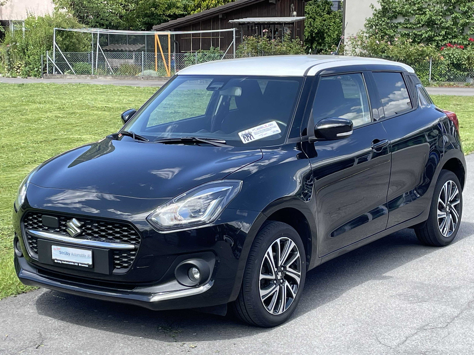SUZUKI Swift 1.2 Compact Top Hybrid 4x4