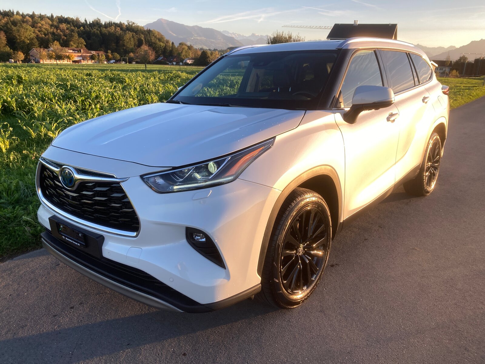 Toyota Highlander 2.5 HSD Premium e-CVT