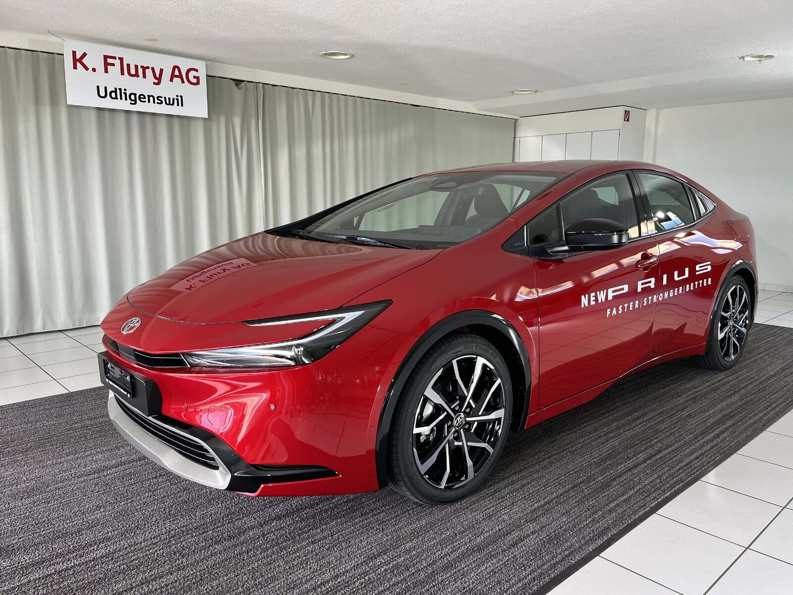 Toyota Prius 2.0 Plug-In-Hybrid Style