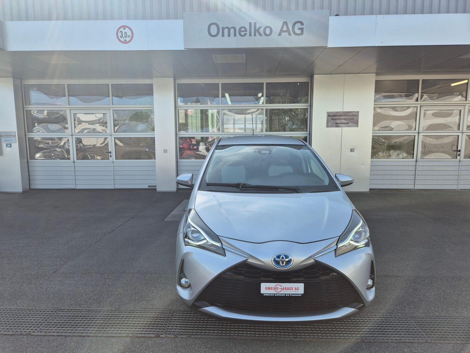 TOYOTA Yaris 1.5 VVT-i HSD Trend