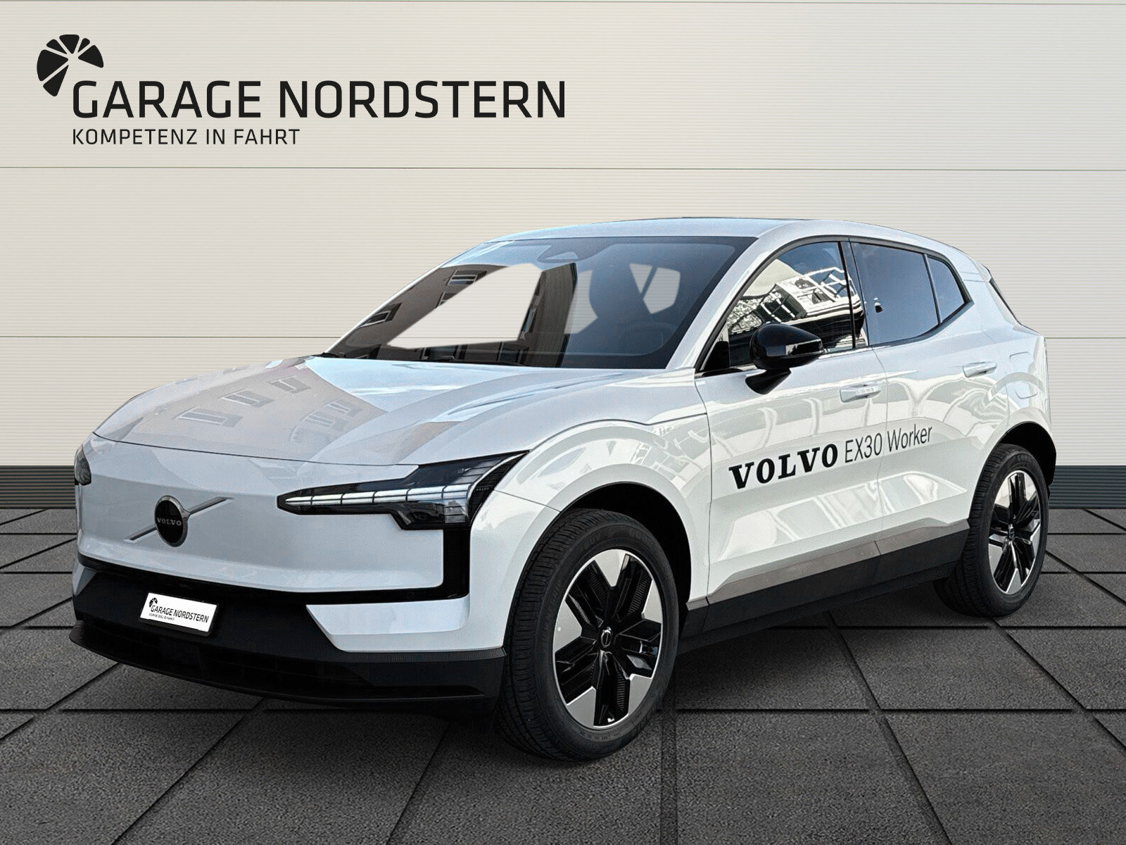 VOLVO EX30 E40 Core WORKER