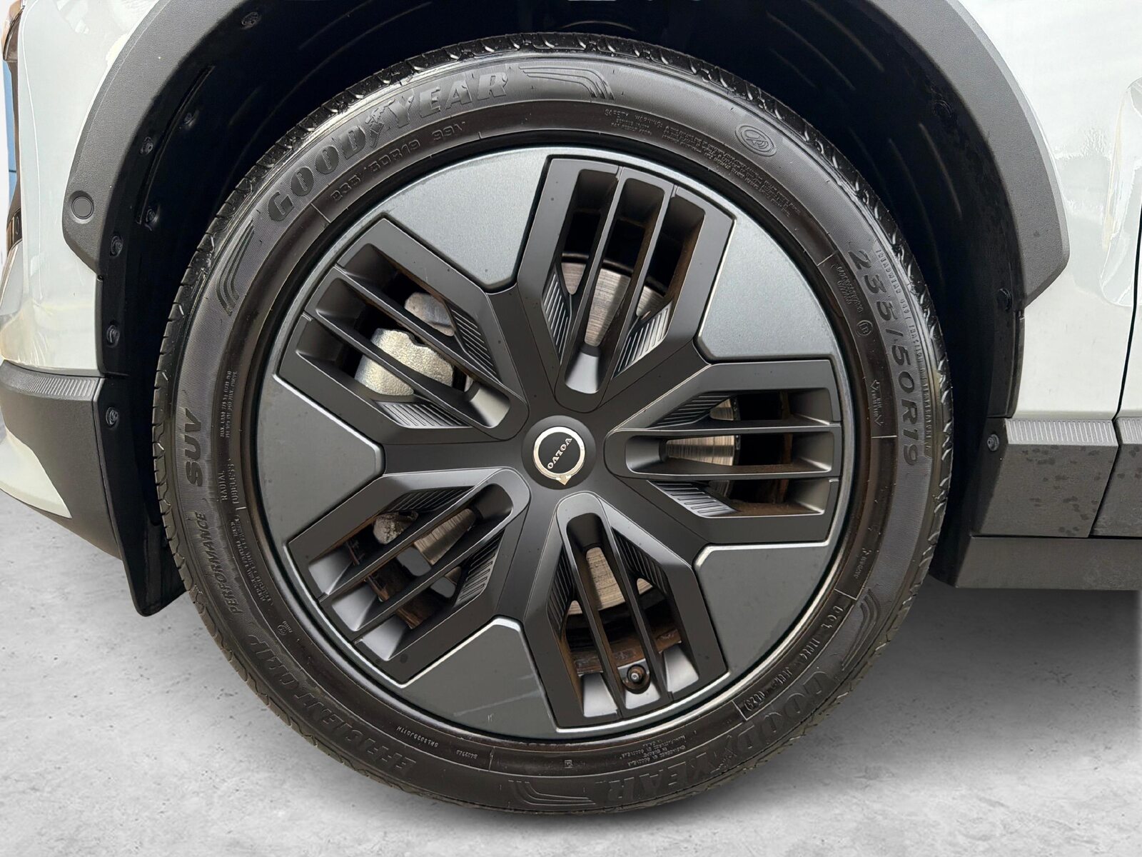 2025 Volvo EX 30