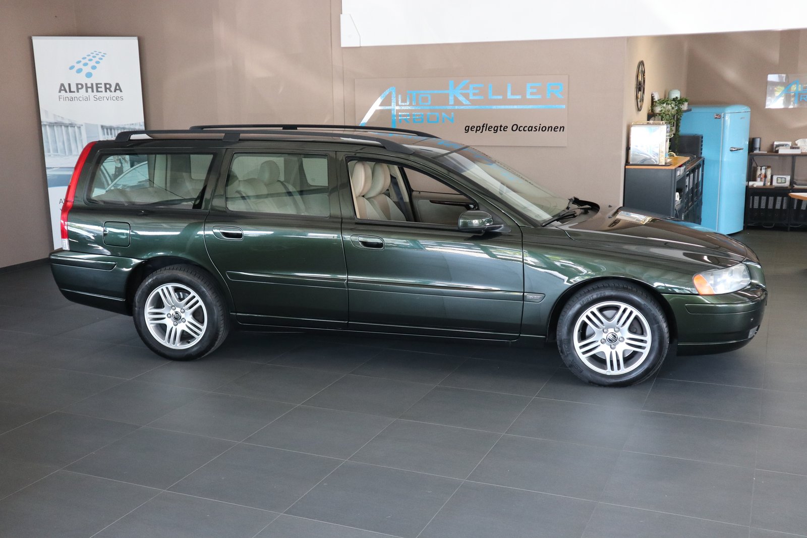 VOLVO V70 2.4 Momentum