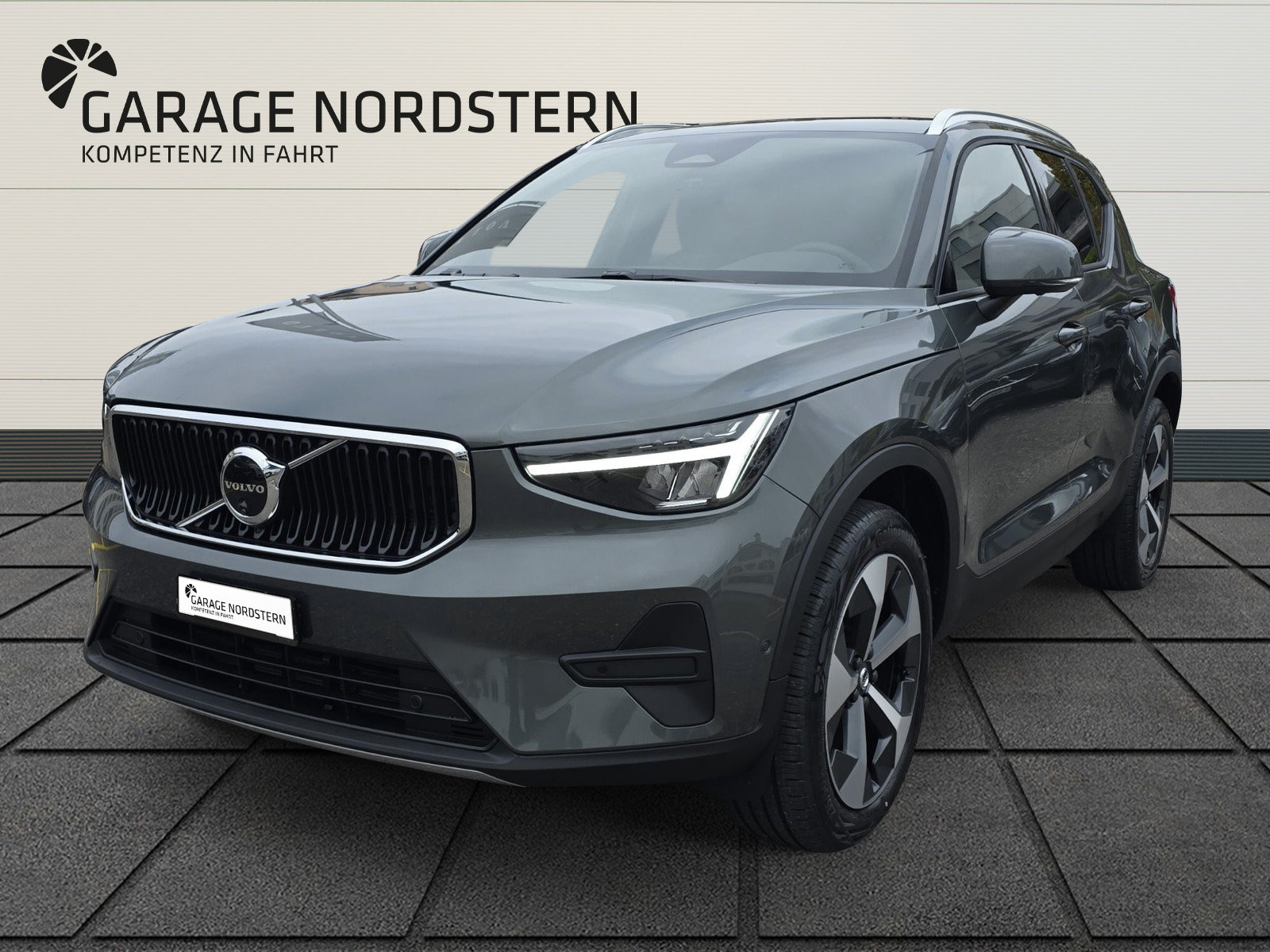 VOLVO XC40 2.0 B3 MH XCITE